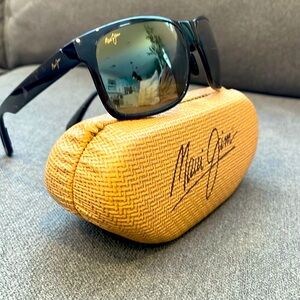 Maui Jim Grey Tortoise Red Sands Sunglasses